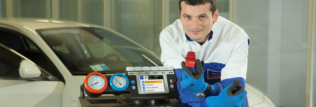 Texa Klimaservicegeräte ACK Bigas 780 mit Texa Nano Service anzeigen